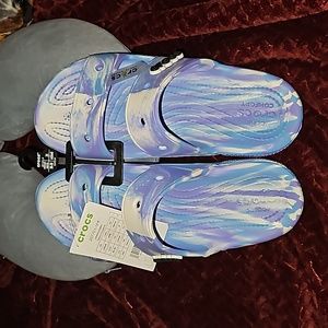 Crocs sandals, women's 8